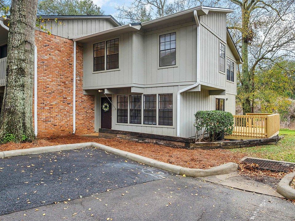 1st image of 2273 Shady Timbers Cir APT C