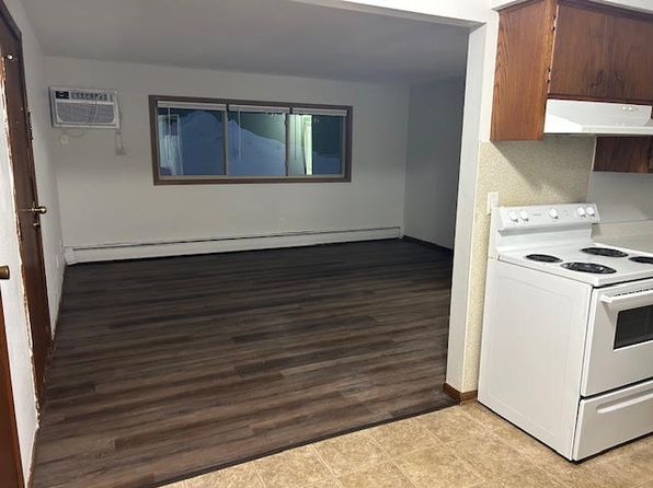 507 & 521 7th Ave N #507-4