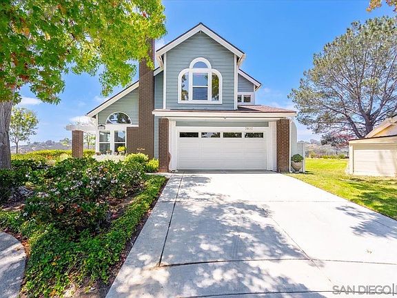 3rd image of 3603 Lorimer Ln