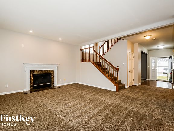 2nd image of 124 Brookfield Blvd