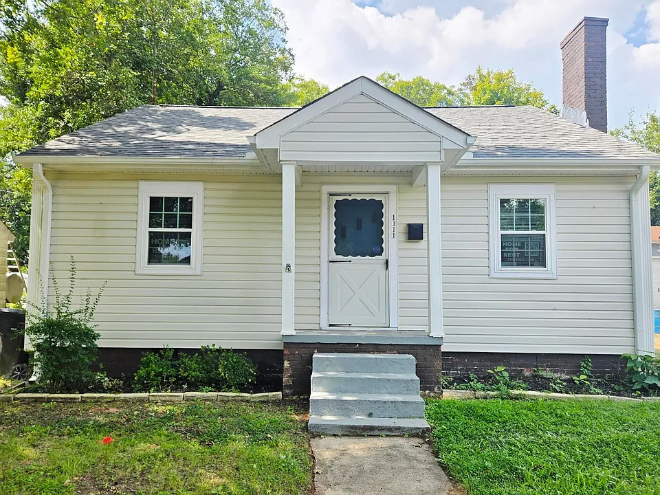 1111 Queen Ann St