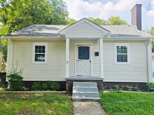 1111 Queen Ann St, Burlington, NC 27217