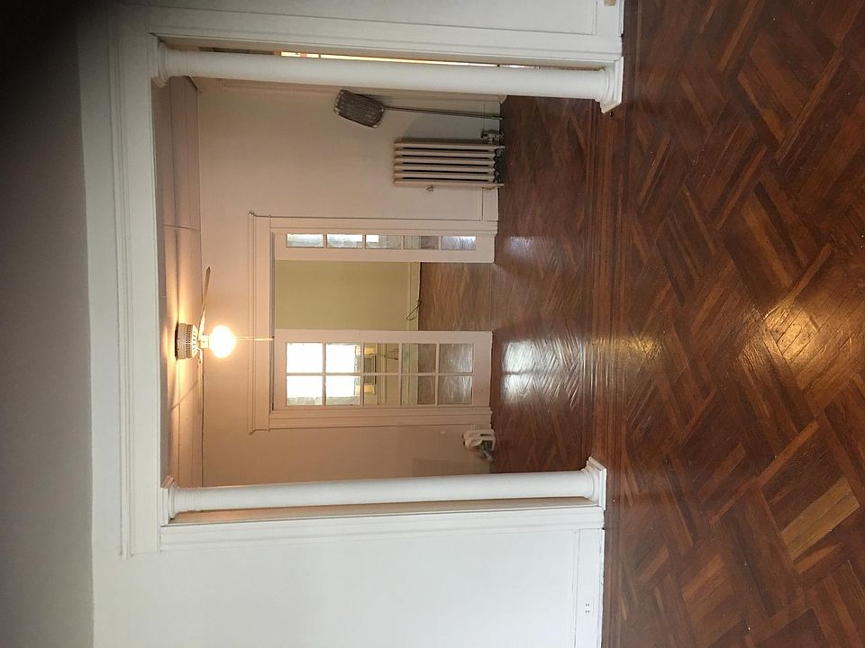 2nd image of 213 W 29th St APT 1