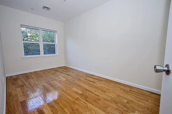 Rented by Level Group | media 26