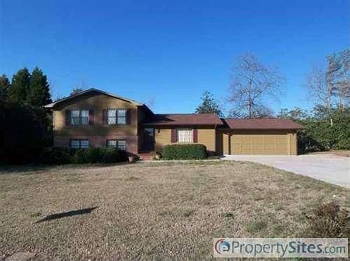 2nd image of 112 Evergreen Dr