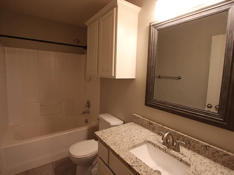 6021 Morning Mist Dr — Photo 32
