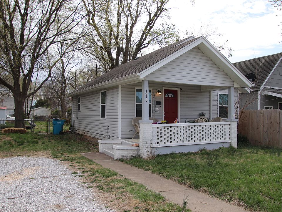 2nd image of 2010 N Ramsey Avenue