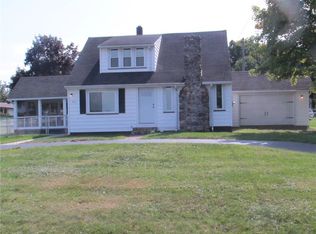 400 North Dr, Rochester, NY 14612