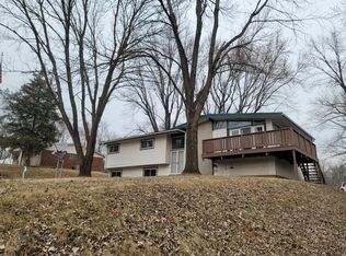 4135 Charbonier Rd, Florissant, MO 63031