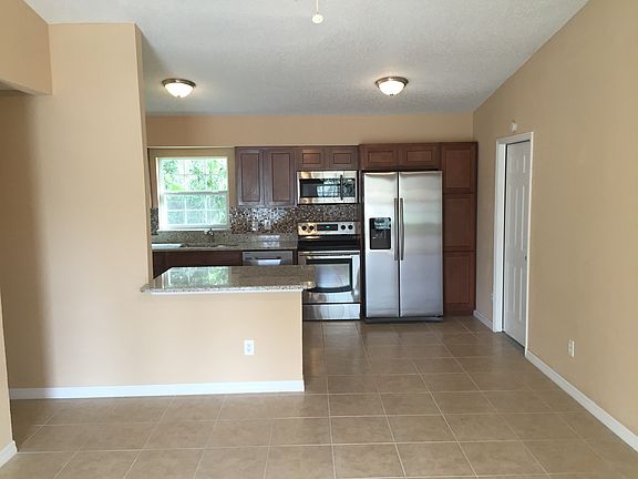 3rd image of 3907 Bryston Dr