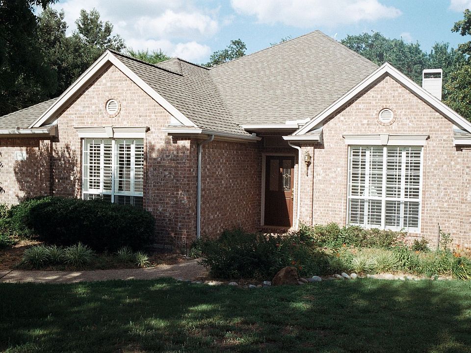 1st image of 943 Midland Creek Dr