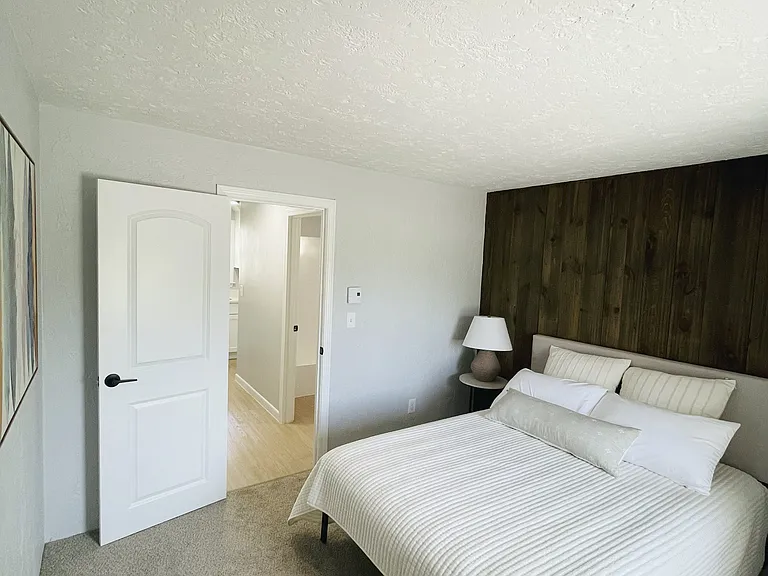 81.5 Maple St #1 — Photo 15