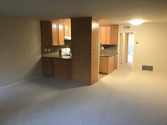 3rd image of 1035 El Camino Real APT 6