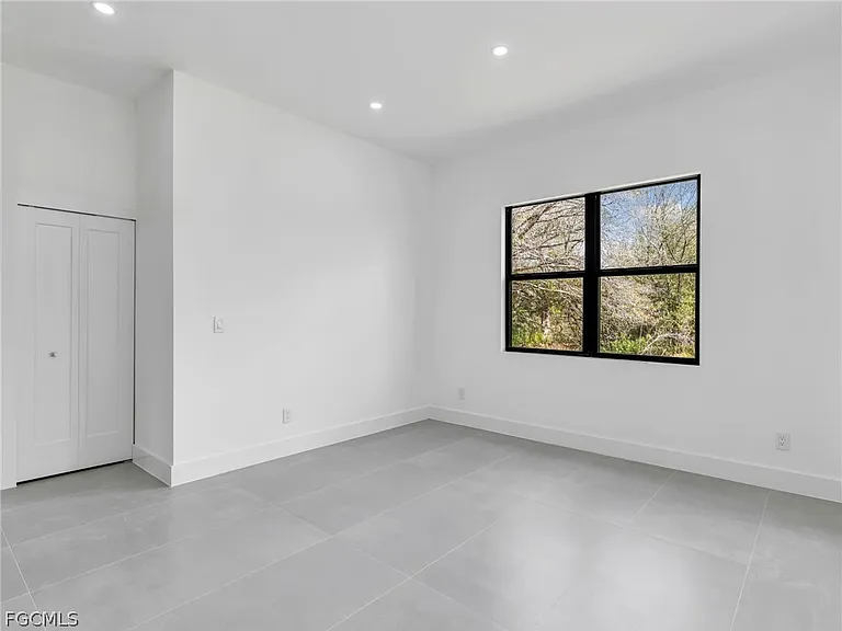 6192 Kambach St — Photo 23