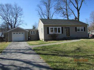 5 Willella Pl, Newburgh, NY 12550