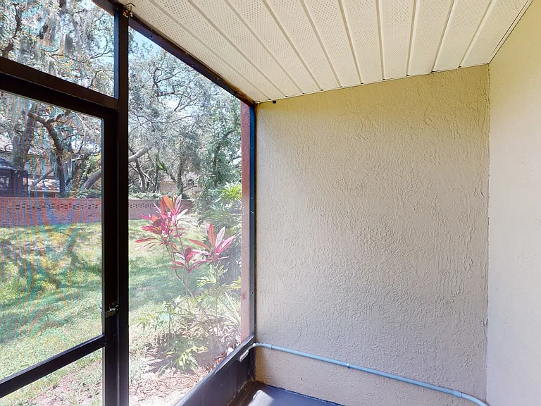 Alafaya Woods — Photo 42