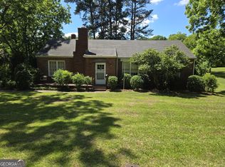 909 Thomaston St, Barnesville, GA 30204