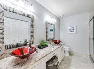 6645 Huntington Lakes Cir APT 102, Naples, FL 34119