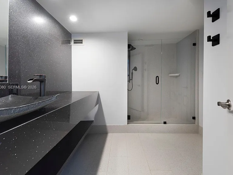 333 Sunset Dr #804 — Photo 18