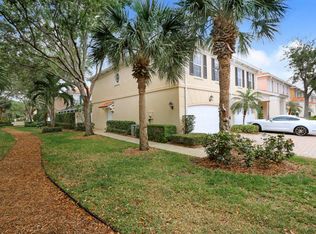42 Tall Oaks Cir, Tequesta, FL 33469
