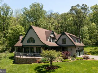 505 Stouts Valley Rd, Riegelsville, PA 18077