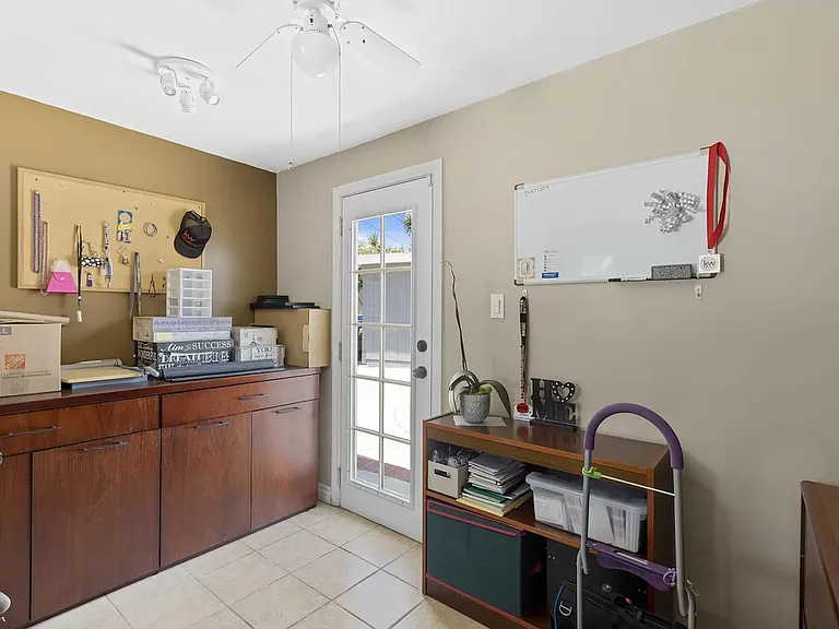 14174 Osborne St — Photo 14