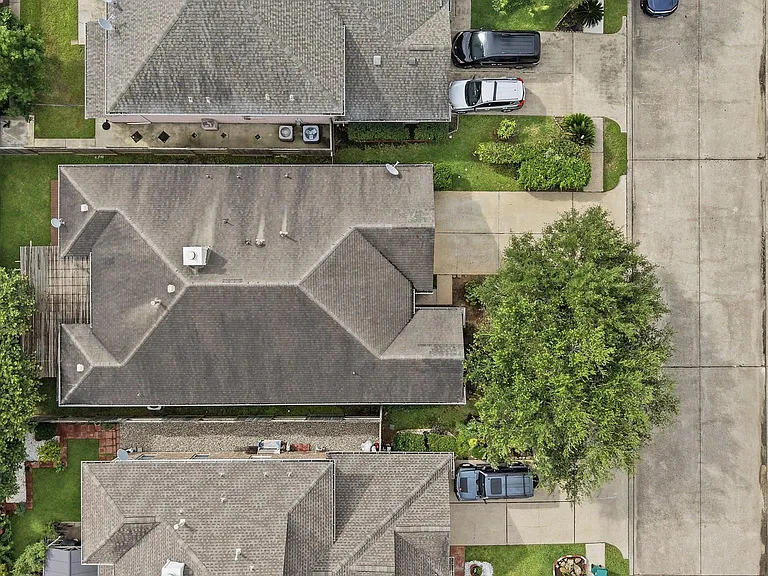 1631 Crescent Shores Ln — Photo 39