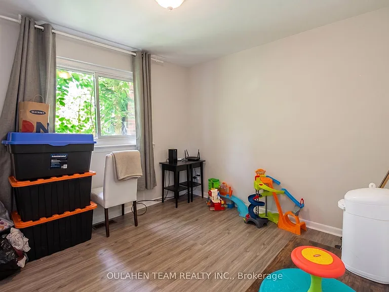 53 Glendora Ave — Photo 19