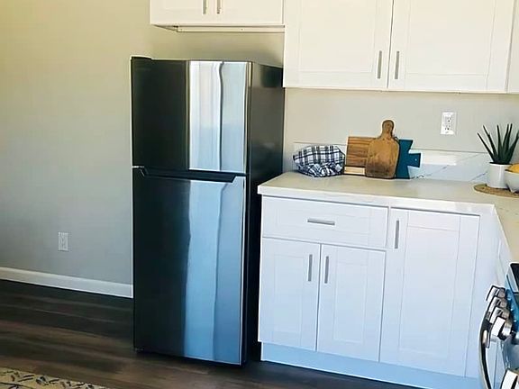 3rd image of 2535 K St #B