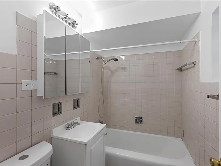 6256 W 64th Pl #202 — Photo 6