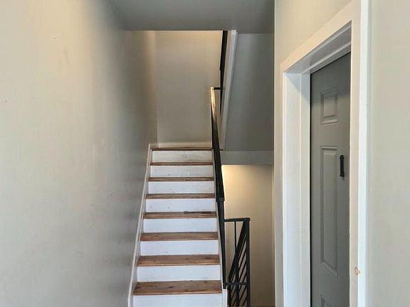 4th image of 648 N 38th St
