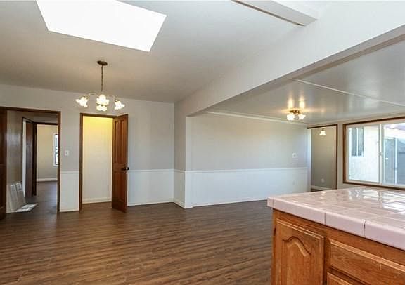 4th image of 18010 Atkinson Ave