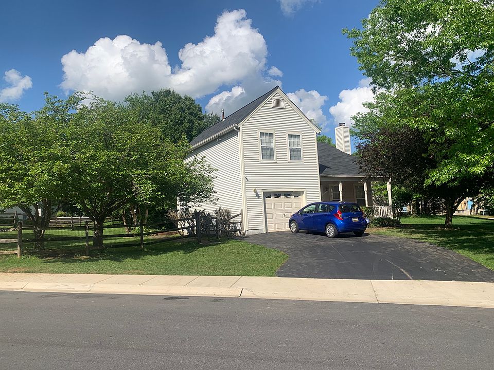 2nd image of 18468 Gardenia Way