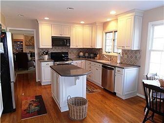 2nd image of 106 Bunting Dr