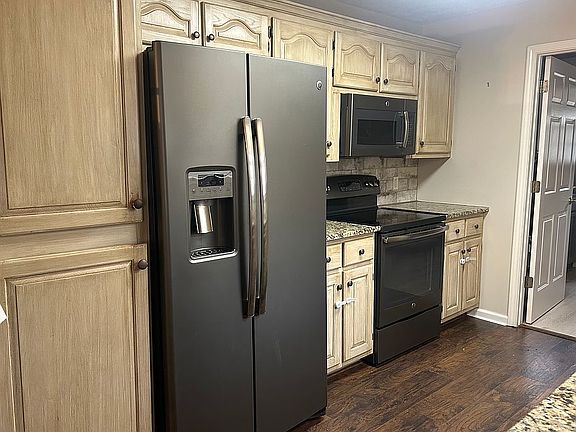5th image of 106 Wilson Rd