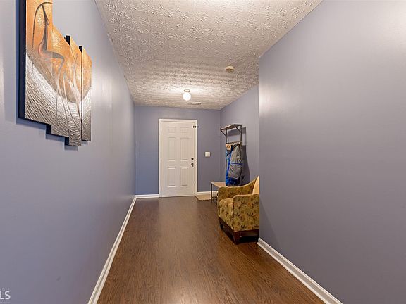 3rd image of 6276 Lake Valley Pt #33