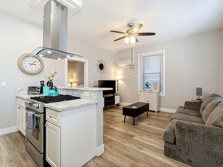 258 N Fulton St #258 — Photo 9