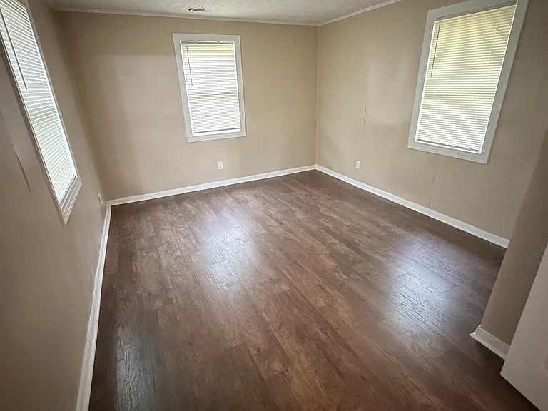 6030 Creekford Dr — Photo 4