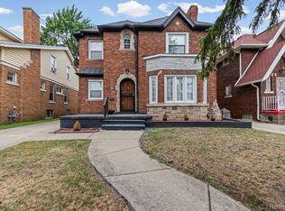 17199 San Juan Dr, Detroit, MI 48221