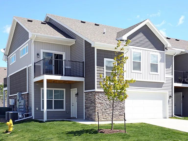 Village at Century Run Townhomes — Photo 4
