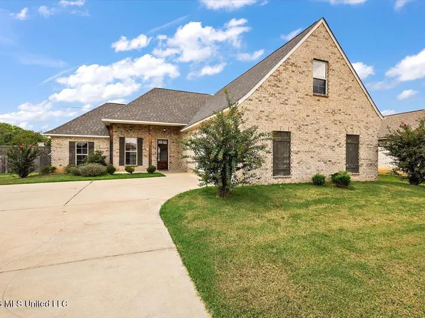 160 Western Ridge Cir, Canton, MS 39046