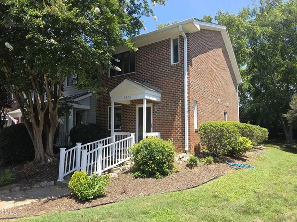 5893 Shady Grove Cir, Raleigh, NC 27609