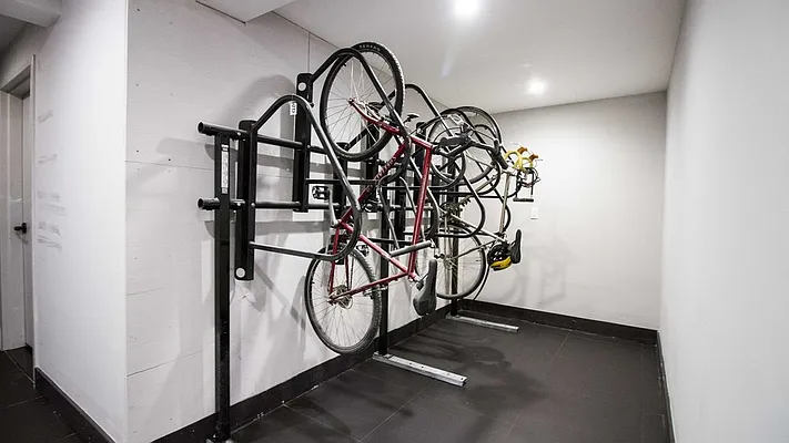 Rented by Nooklyn NYC LLC | media 43