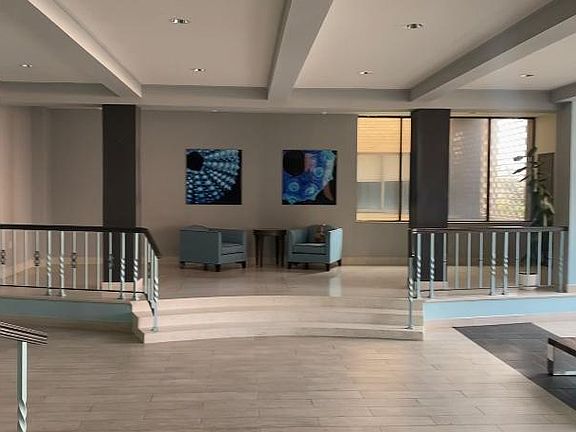 2nd image of 10 Monroe Blvd APT 2