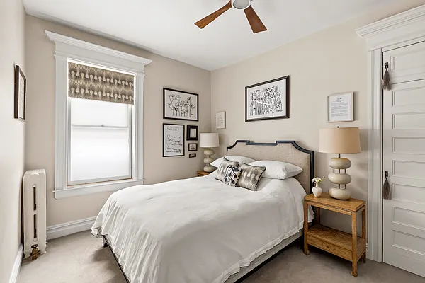 Bedroom, photo 1