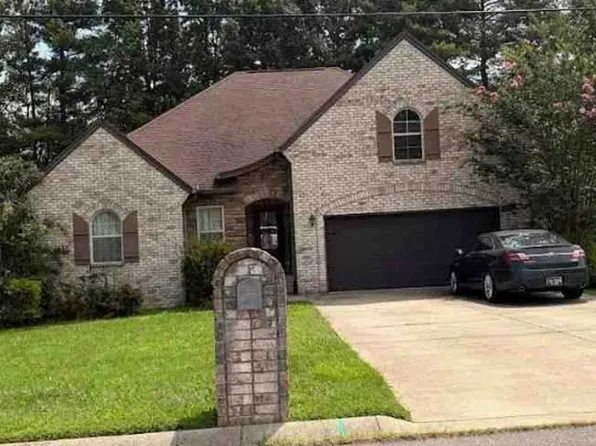 1024 Northridge Dr, Greenbrier, TN 37073