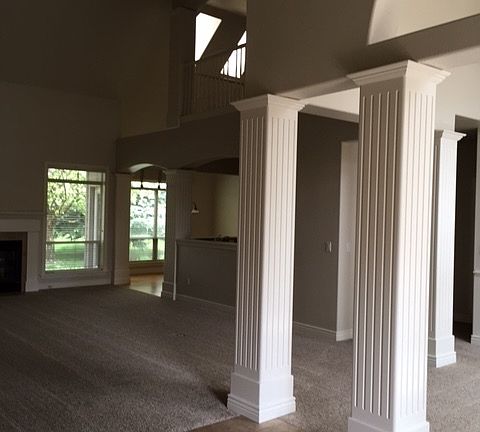 3rd image of 576 E Riverchase Way