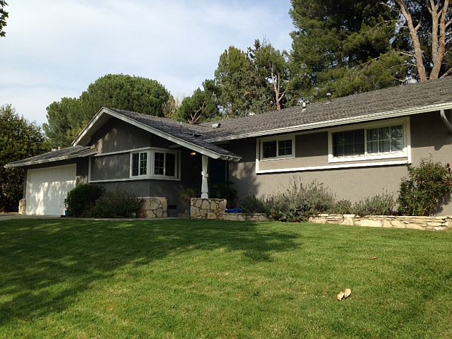 1st image of 27482 Santa Clarita Rd