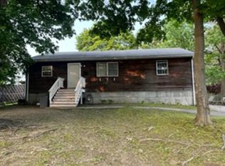 14 Hull St, Quincy, MA 02169