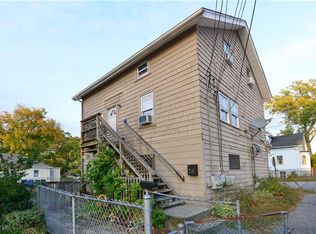 28 River St, Riverside, RI 02915